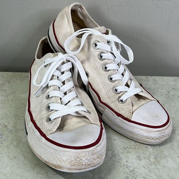 Converse Loved White Sneakers M6W7.5 - Picture 1 of 8